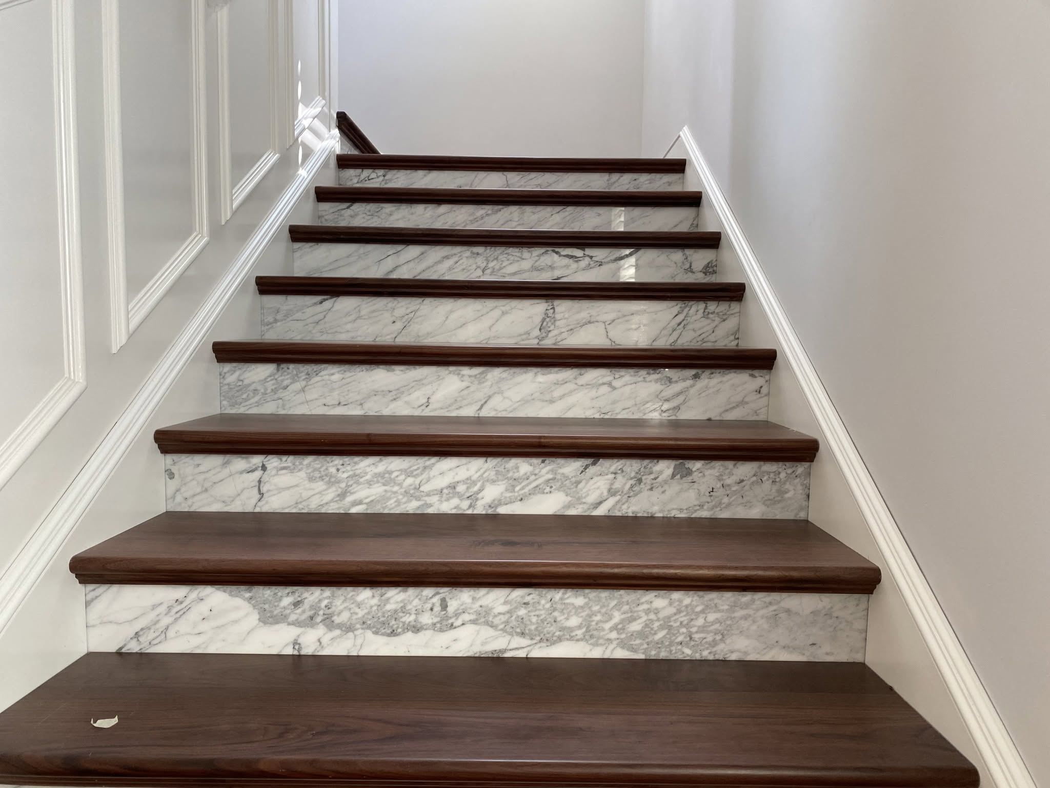 Walnut & Marble Staircase, Curved Hall
